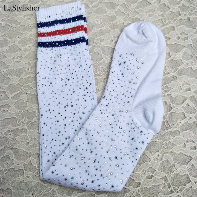 red striped white LaStylisher/женские гетры-Чулки со стразами, вязаные женские чулки выше колена, сексуальные теплые длинные хлопковые чулки до бедра, большие размеры - Цвет: red striped white