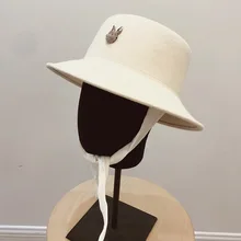 Классическая теплая шерстяная черная белая женская шляпа элегантная плоская цветная лента галстук с широкими полями зимняя дамская шляпа-колокол шляпы-федоры для посещения церкви