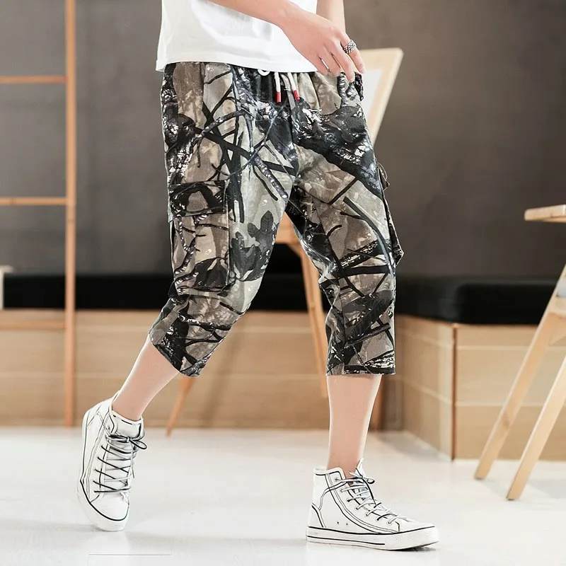 

2020 Summer Camouflage Printed Mens Calf Length Pants Drawstring Waist Loose Pockets Male Plus Size Fashion Casual Sprots Pants