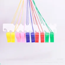 Спортивные принадлежности пластиковый свисток детская игрушка цвет приходят на свисток рефери