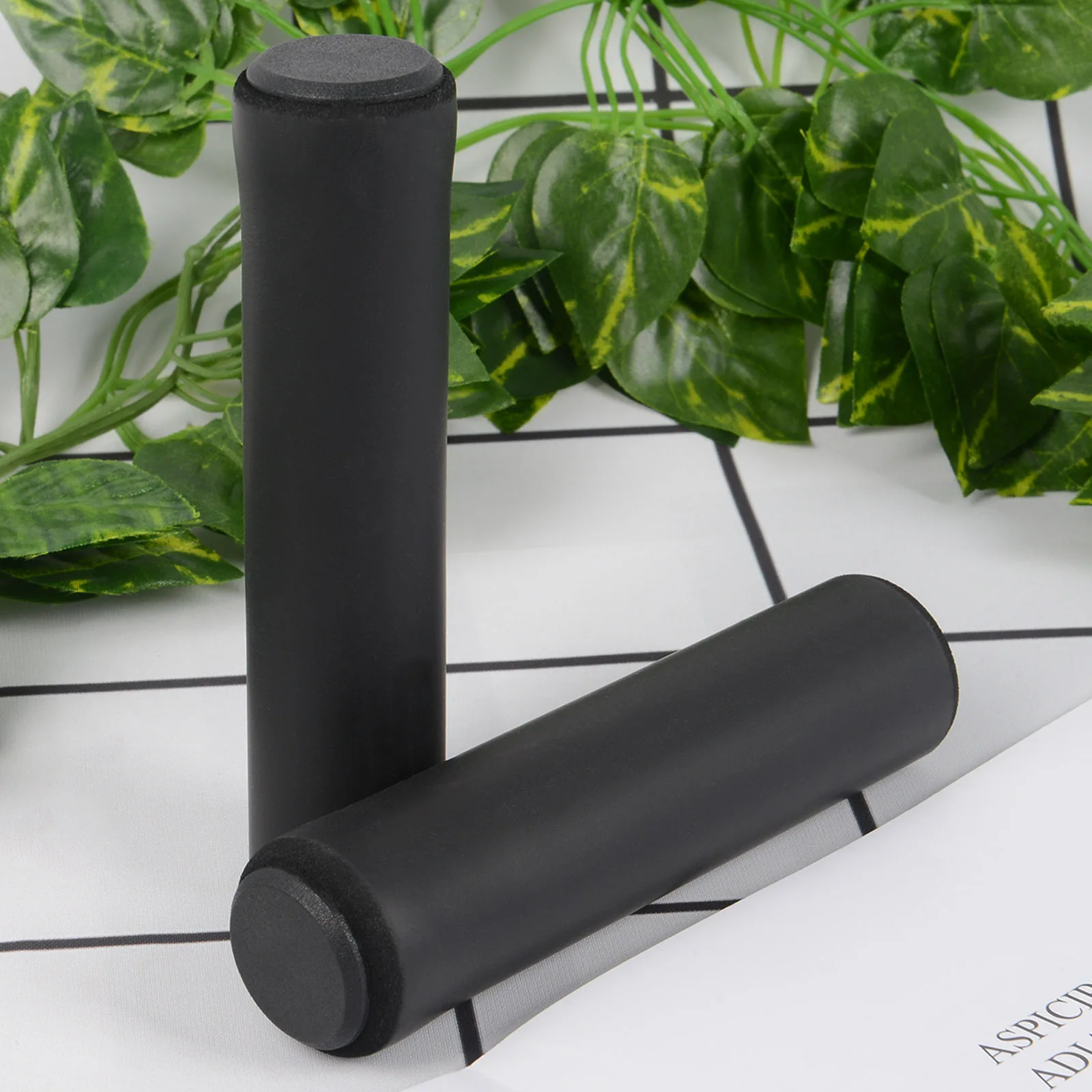 1Pair Silicone Cycling Bicycle Grips Outdoor MTB Mountain Bike Handlebar Grips Cover Anti-slip Strong Support Grips Bike Part