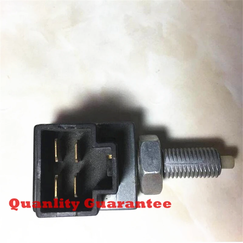 Brake Switch 2 models 2 pins / 4 pins for JAC J3 1.3L Engine 1635206U8010