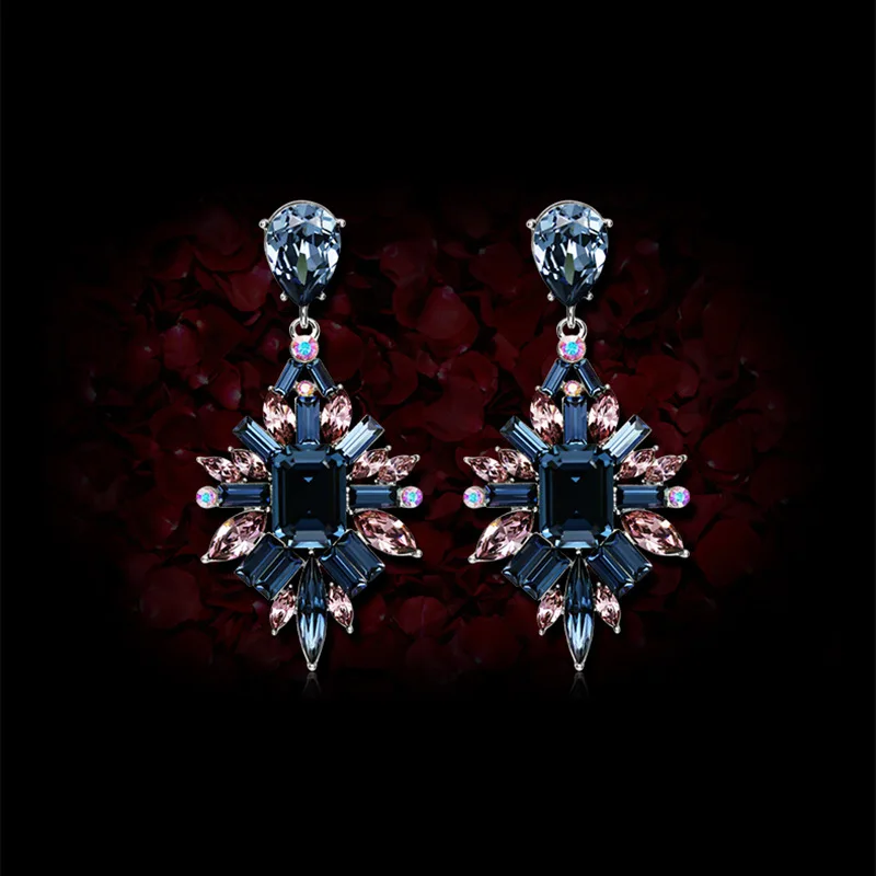 

Fashion Exaggeration Crystal Tassels Dangle Earrings Popular Boho Style Long Earrings Valentine's Day Gift for Women Jewelry