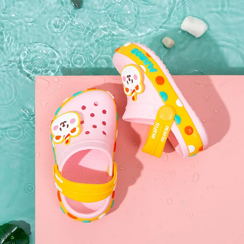 Высококачественная детская обувь с кроком; летняя пляжная обувь для плавания с героями мультфильмов для мальчиков и девочек; мягкие Нескользящие домашние тапочки для малышей - Цвет: Pink