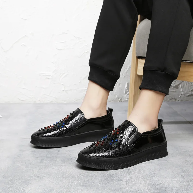 

Casual shoes 2019 new men's Korean version of the outdoor wild trend set foot lazy shoes casual large size men's shoes 164