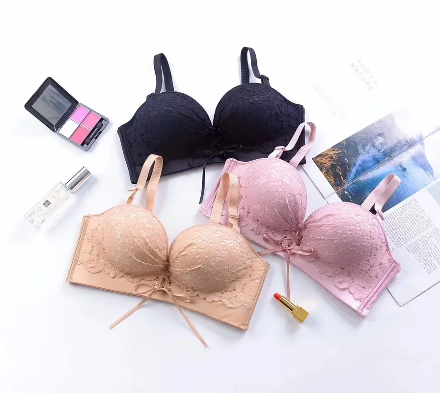 Hot Strapless Underwear Multi-functional Lingerie Women Lace Brelette Sexy Push Up Bras Three Quarters Bra Wire Free Brassiere