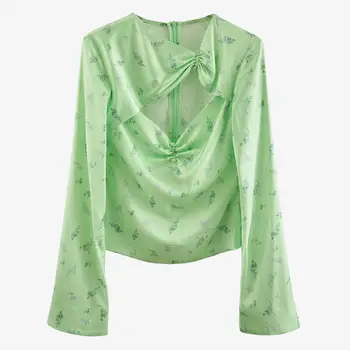 

Autumn Women Sexy Hollow Twisted Pleated Floral Print Green Flared Sleeve Shirt Sim Fashion Vacation Top Club Chic coat Tide