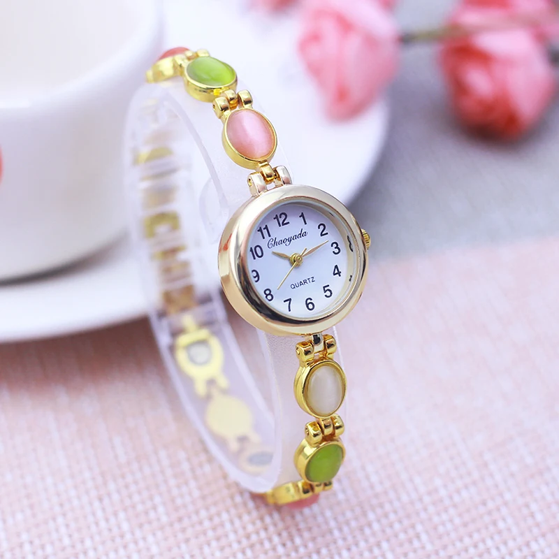 2025 Famous Brand Chaoyada Lady Women Jewelry Hand Catenary Wristwatch Mother Gifts Quartz Rhinestone Fashion Luxury Watches 3