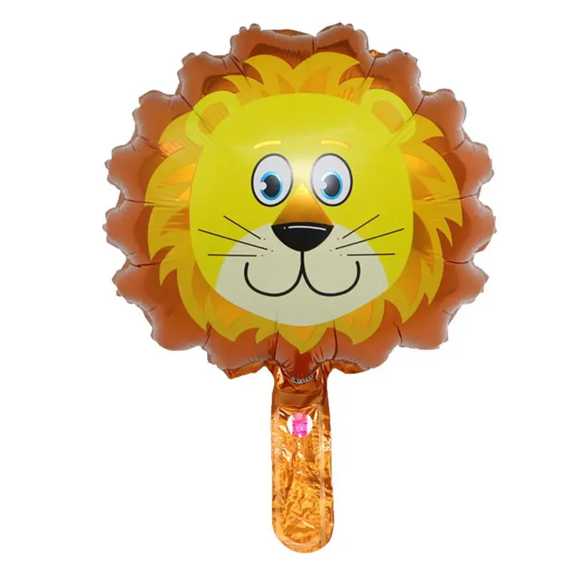 B0483-lion