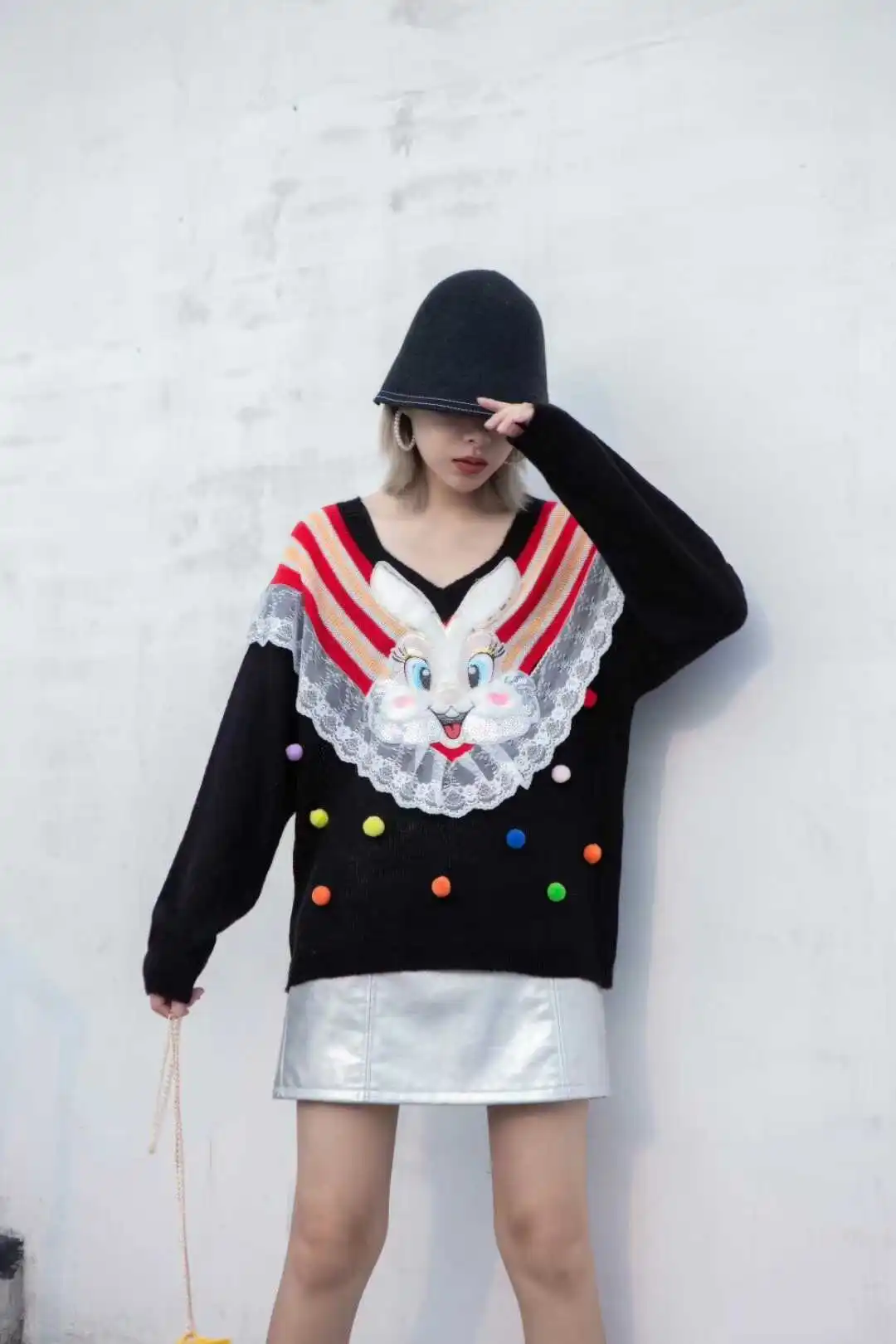 

Heavy work sweater female European station autumn new cartoon rabbit spell bud loose personality ageing pullover knit top