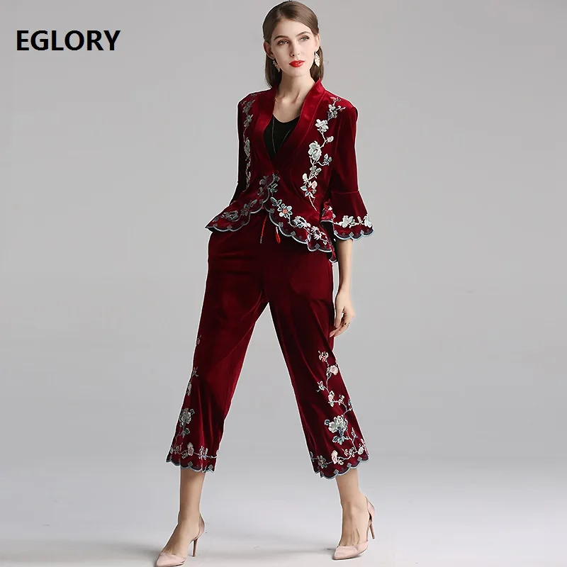 Женский комплект осенней одежды дизайнерский из пиджака с винтажной вышивкой +