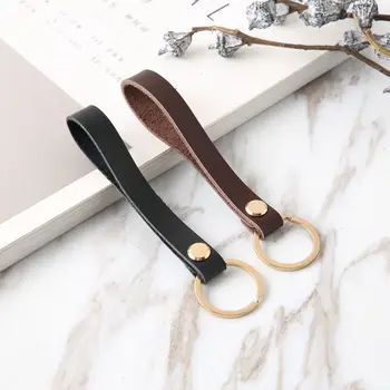 

Car keychain car key ring pendant leather key chain for men and women couples creative unisex