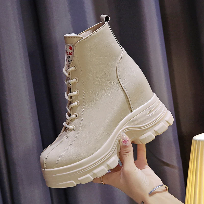 Новинка осенние кожаные ботильоны на танкетке 8 5 см кроссовки платформе зимние