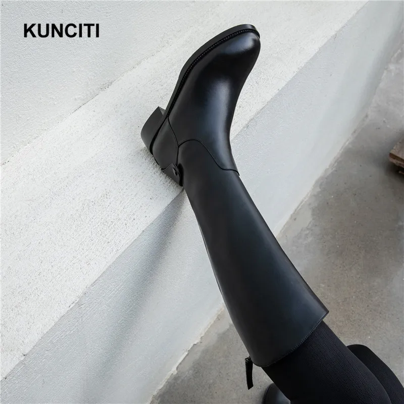 KUNCITI/; черные высокие сапоги; сапоги до колена для верховой езды; женские высокие сапоги с круглым носком; сезон осень-зима; модные дизайнерские сапоги; B917