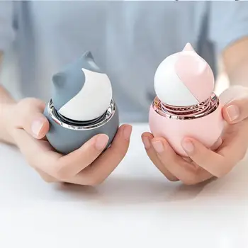 

Luxury Cartoon Cat Car Aromatherapy Plastic Home Air Conditioning Outlet Decoration Indoor Air Aromatherapy Machine