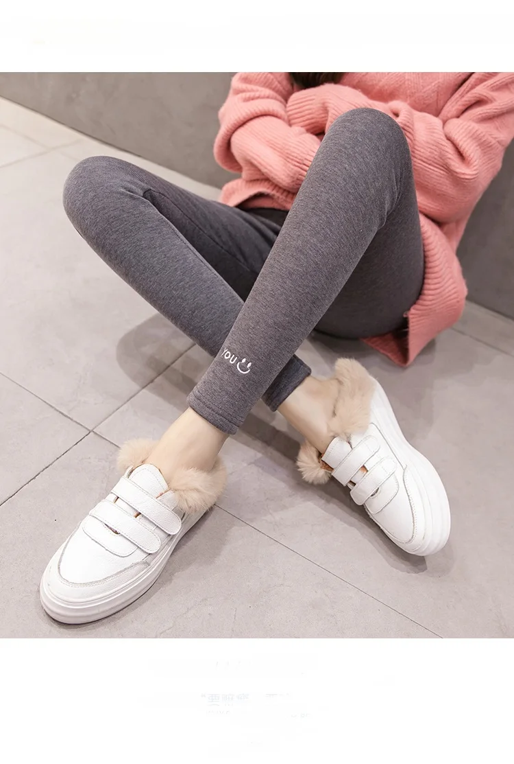 Maternity Leggings Winter Warm Trousers Plus Velvet Clothes Pregnancy Pants For Pregnant Women Thickened Leggings Grossesse