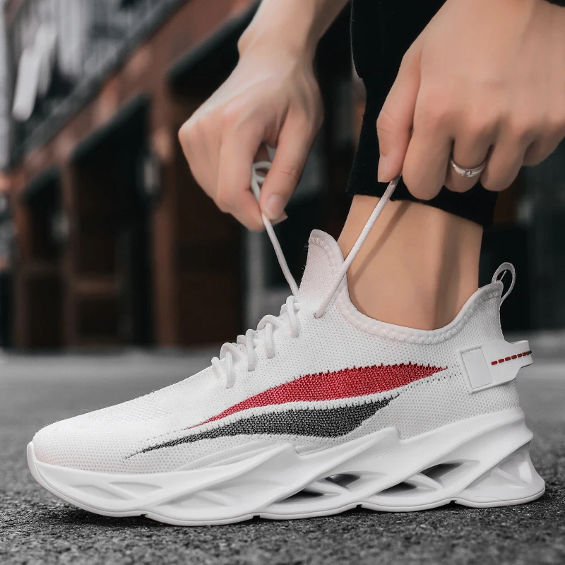 

Men mesh plus size blade casual shoes Comfortable couple jogging shoes Outdoor track and field cushioning training running shoes