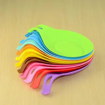 

Silicone Spoon Insulation Mat Silicone Heat Resistant Placemat Tray Spoon Pad Drink Glass Coaster hot sale Kitchen Tool - 1 pc