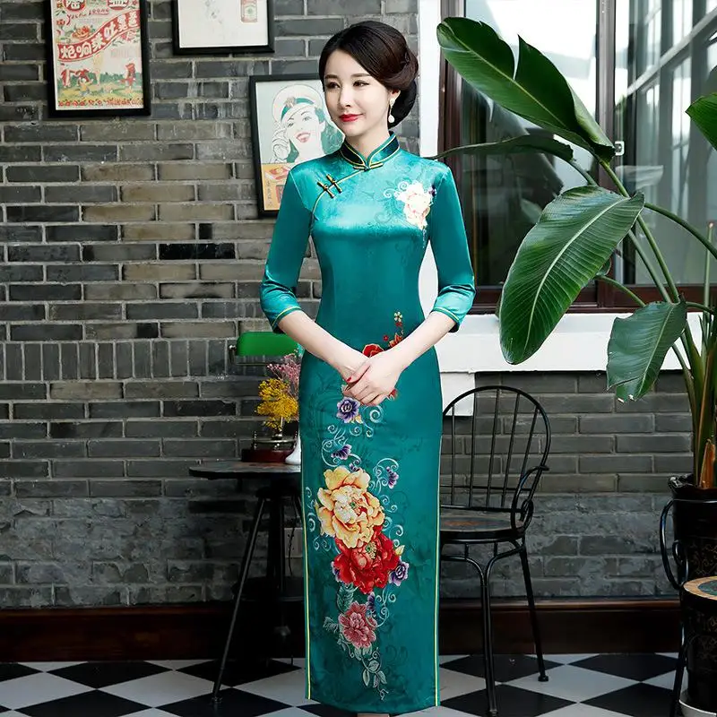 Сексуальные женские длинные велюровые Cheongsam весенние традиционные китайские платья китайский воротник Qipao тонкие Вечерние платья Vestido S-5XL - Цвет: Зеленый