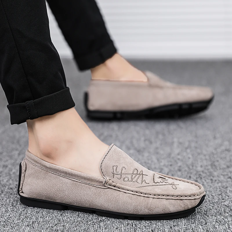 

Shoes Men Loafers Soft Moccasins spring Autumn suede Leather Shoes flats Breathable Men Flats Gommino Driving Shoes Footwear
