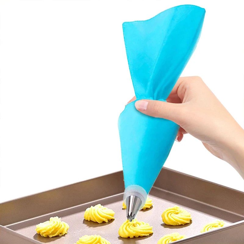 11/8Pcs Reusable Icing Piping Nozzles Set Pastry Bag Scraper Flower Cream Tips Converter Baking Cup DIY Cake Decorating Tools cake decorating tip set,baking supplies,cake icing nozzles,baking nozzle set,cake decorating nozzle set