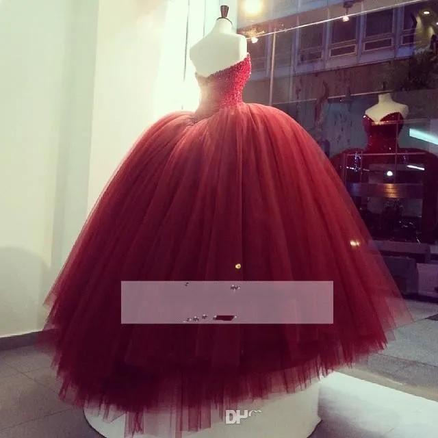 Sexy Plus Size Tulle Ball Gown Quinceanera Dresses Sweetheart Pearls Beaded Modest Puffy Sweet 16 Dress Cheap
