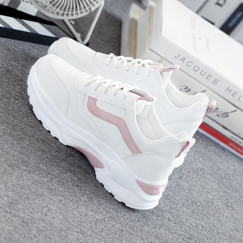 

New Women Vulcanize Shoes Casual Fashion New Woman Comfortable Breathable White Flats Female Platform Sneakers Chaussure Femme