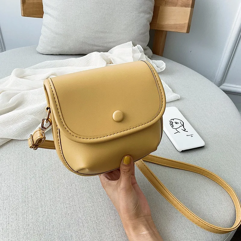 

New Simple Shell Type Small Square Bag with Magnetic Button and Single Shoulder Slant Woman Bag in 2019