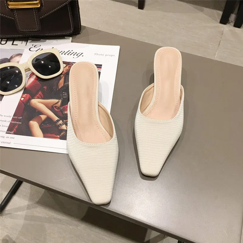 白色