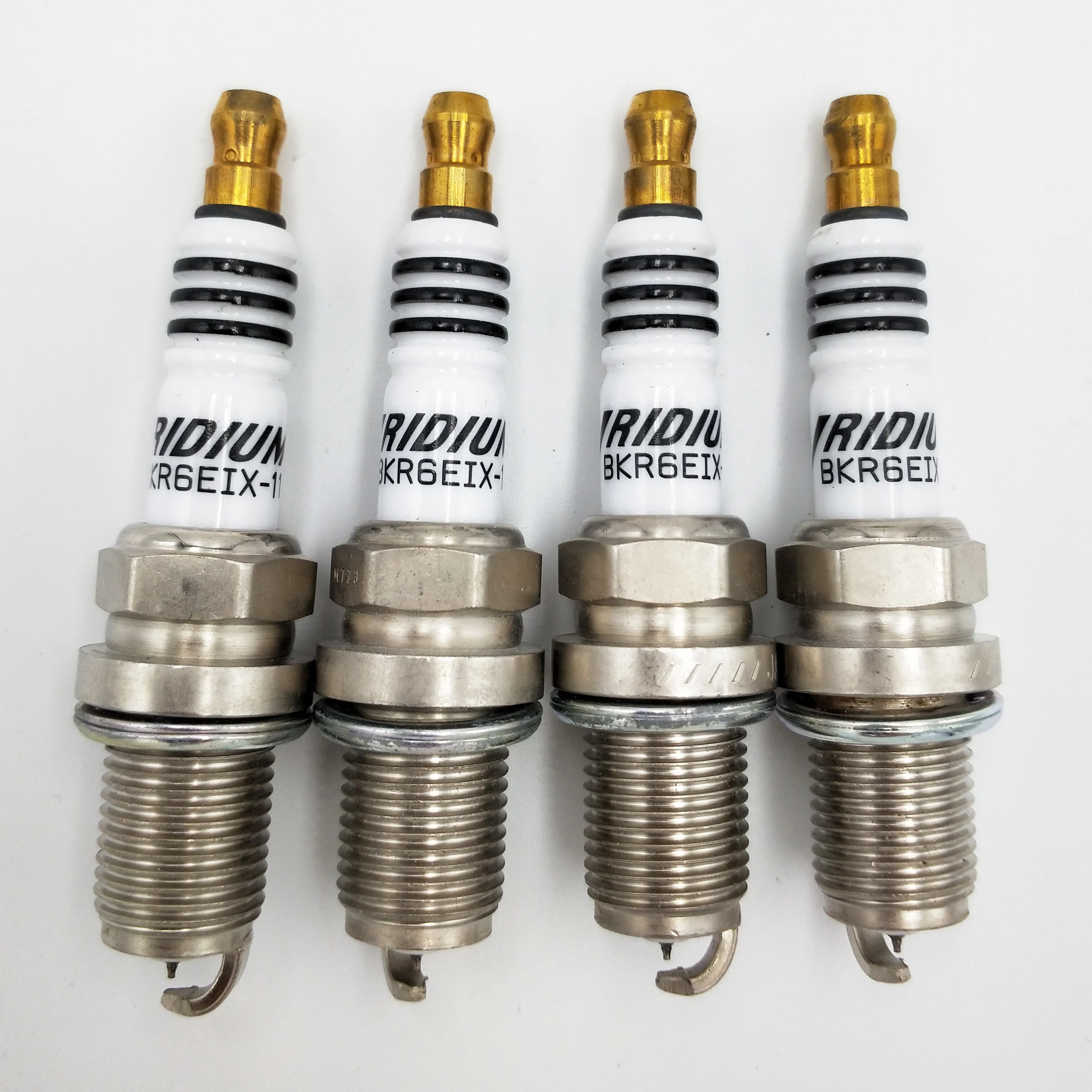 4 шт. BKR6EIX-11 4272 BKR6EIX 11 иридиевая силовая Свеча зажигания для Toyota Lexus Suzuki Subaru BKR6EIX11 |