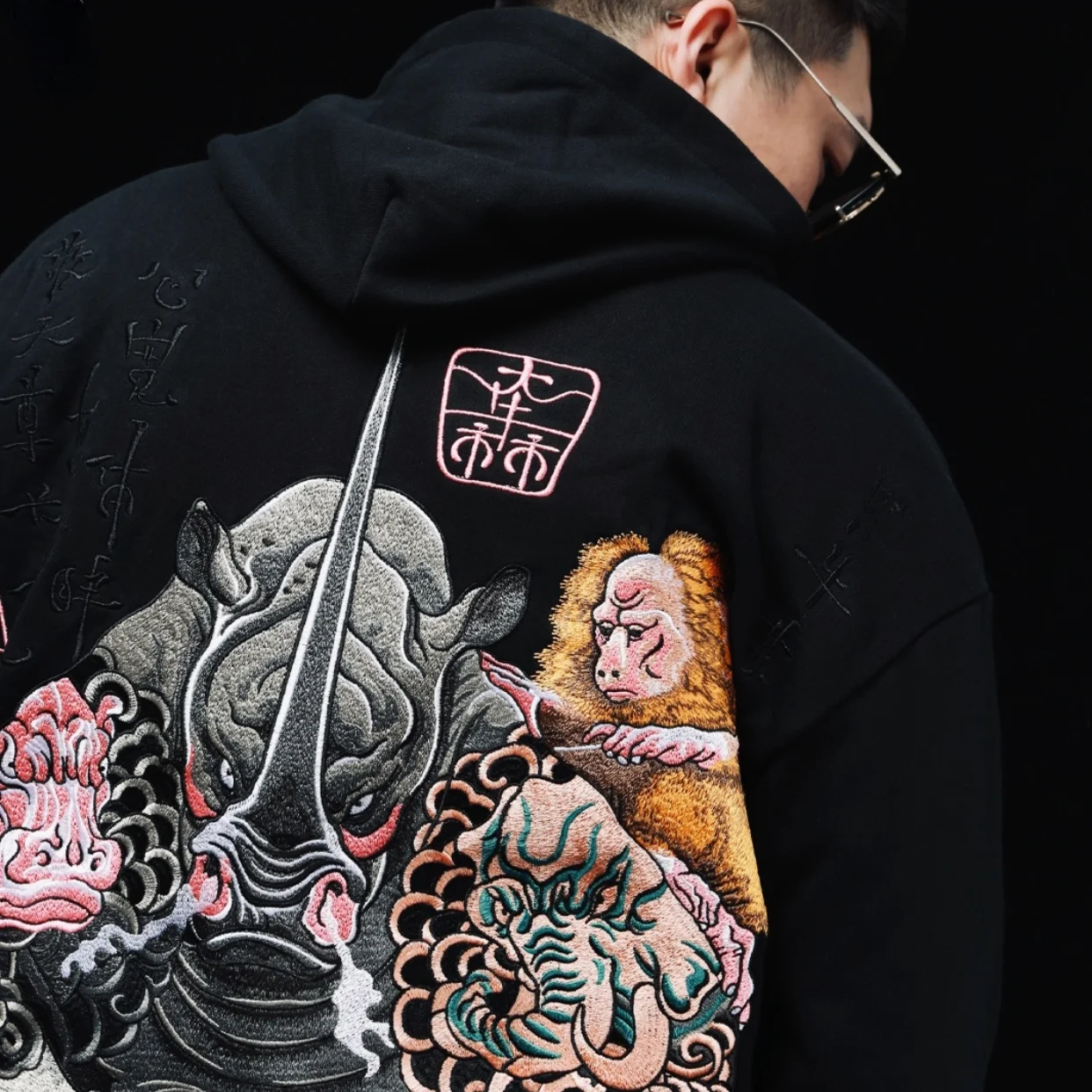 Рисунок 5 - Новинка Толстовка Yokosuka с капюшоном