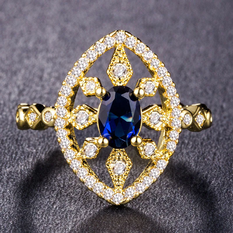 Женское кольцо с геометрическим рисунком элегантное золотистое Ювелирное