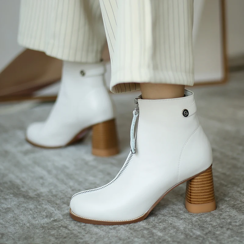 

2020 autumn and winter new leather Martin boots, Chelsea boots, short boots, casual all-match