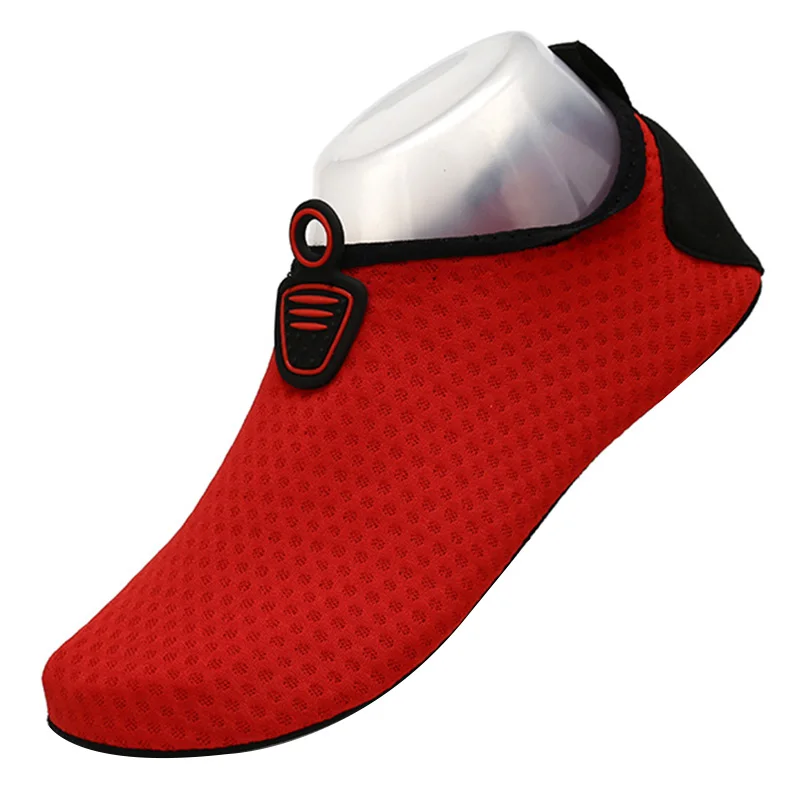 Женская и мужская обувь для плавания; дышащие кроссовки на мягкой плоской подошве; летняя обувь для серфинга дайвинга; M88 - Цвет: Красный