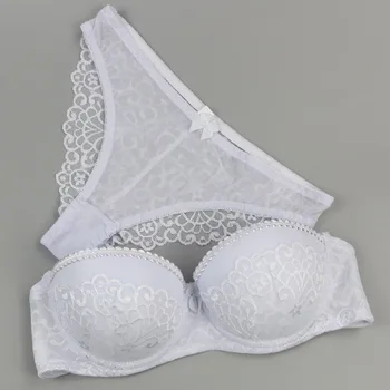

European and American Bra Set 1 / 2 Cup Sexy Lace Bra Suit Gathering