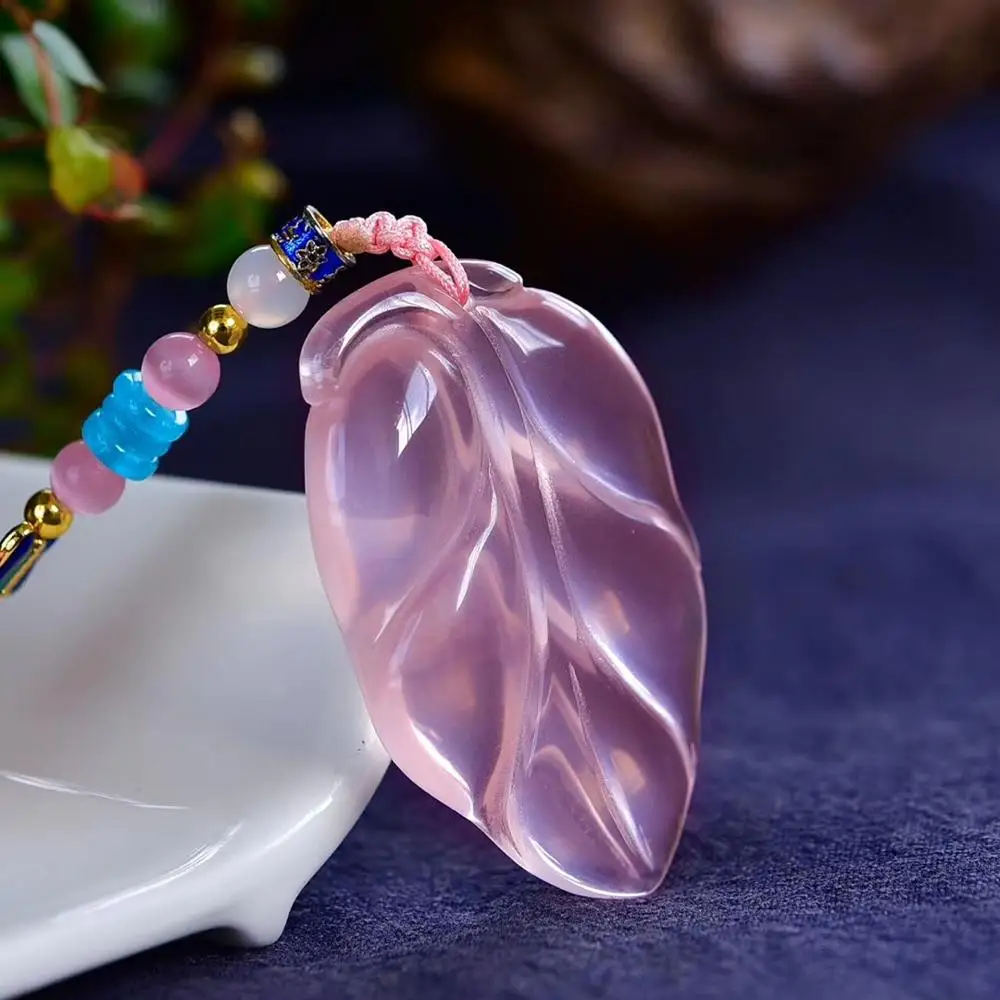 

Genuine Natural Rose Quartz Star Light Pendant For Women Men 53*31*10mm Mozambique Leave Carved Crystal Pendant Jewelry AAAAA