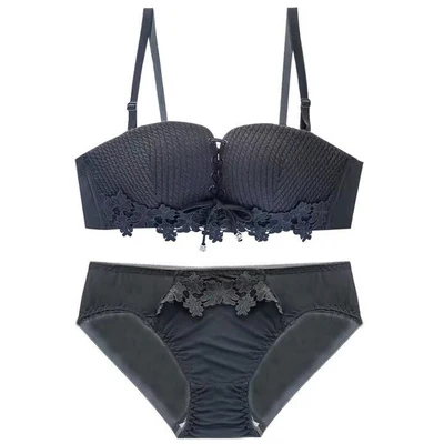 Black with panties Strapless Invisible Half Cup Bra Push Up Sexy Underwear Lace Bra For Women Wireless Soft Small Breast Lingerie Bralette 75B - Цвет: Black with panties