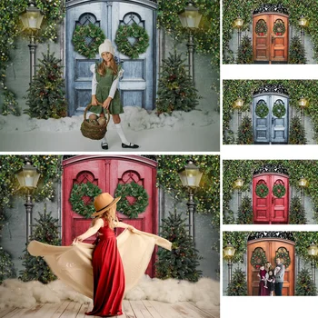 

Retro Door Christmas Backdrop Photo Shoot Christmas Trees Green Vine Wreath Light Background Winter Portrait Photography Props