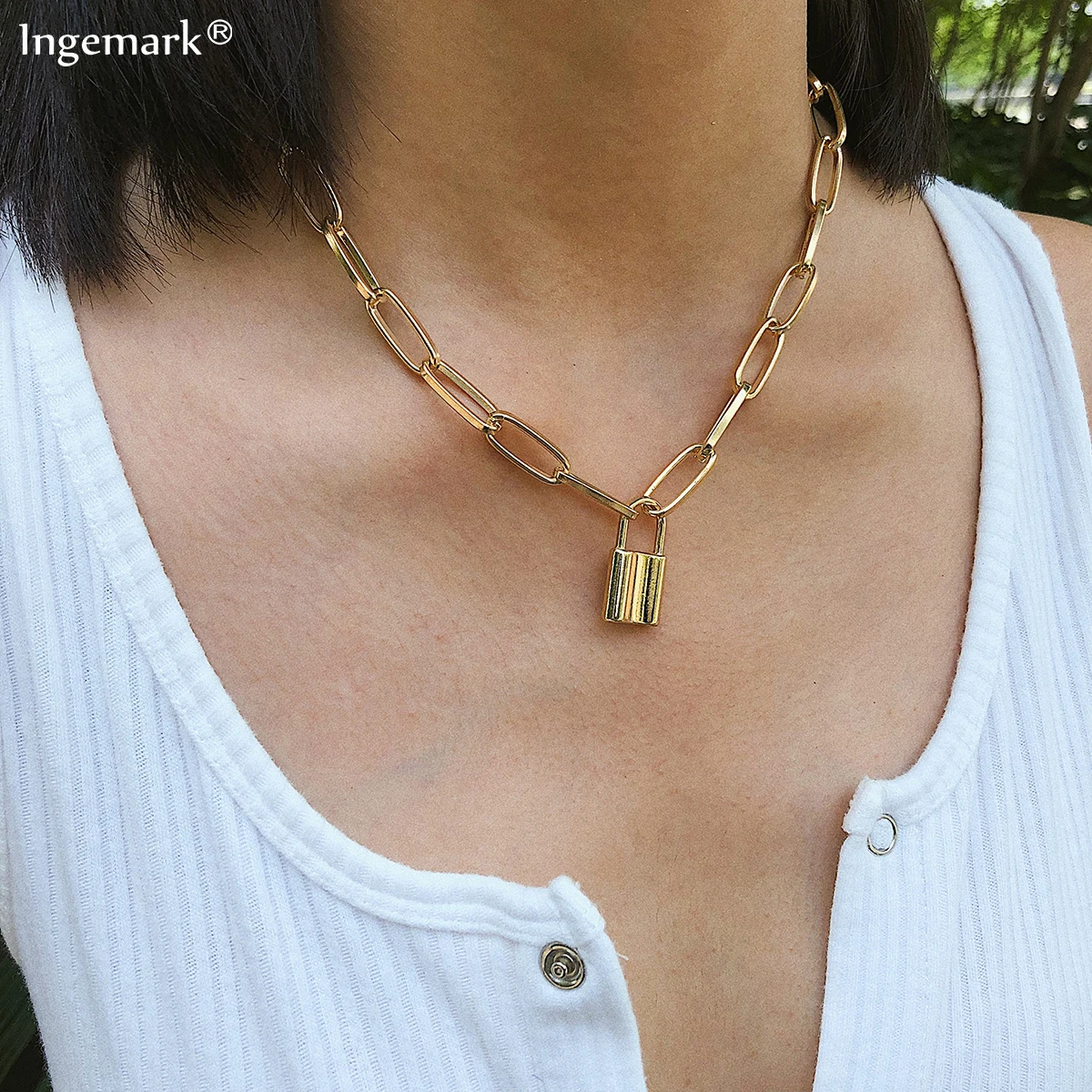 

Punk Love Lock Pendant Choker Necklace Collar Statement Clavicle Gold Padlock Long Chain Necklace Steampunk Women Couple Jewelry