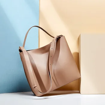 

New large-capacity tote bag cowhide bucket bag classic simple shoulder bag messenger bag portable lady bag