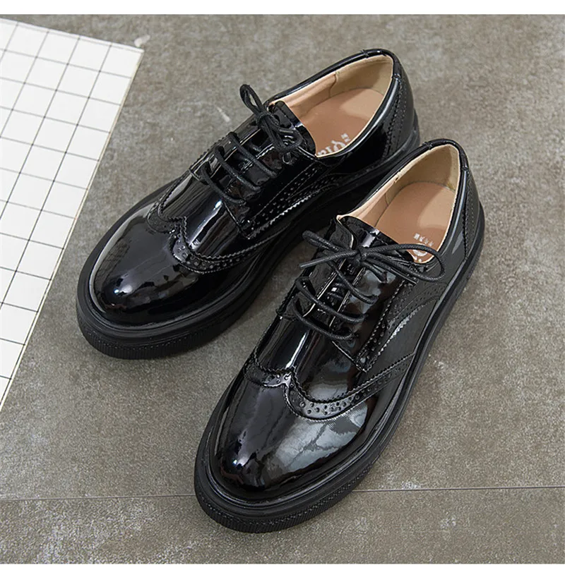 British Style Patent Leather Oxford Shoes For Woman Carved Soft Bottom Flat Platform Women`s Brogues Shoes Size 33-43 Creepers (13)