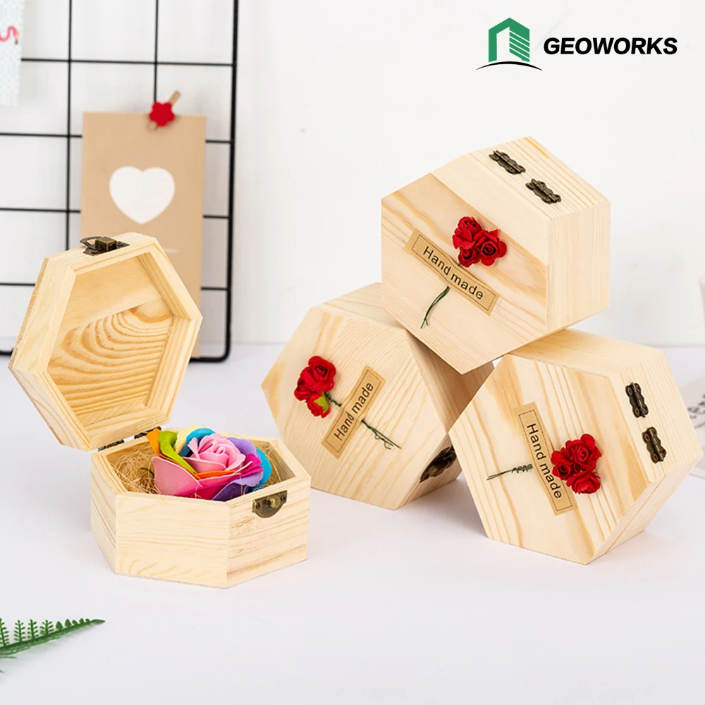 

Multi-colored Soap Rose Folwer Petal Wooden Hexangular Shape Box Party Valentine's Day Birthday Gift