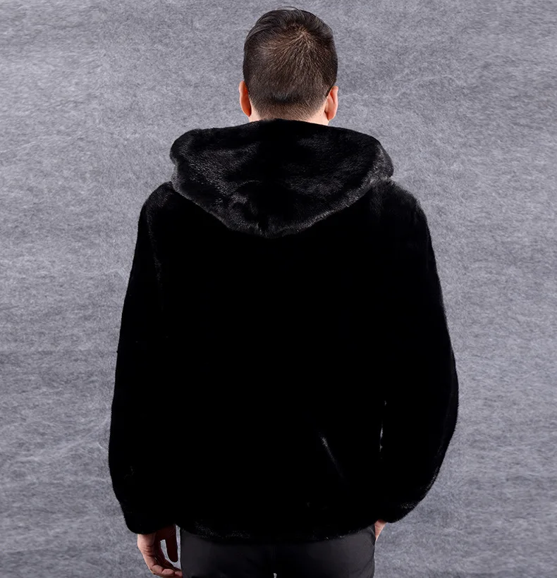 4647268413_642513486