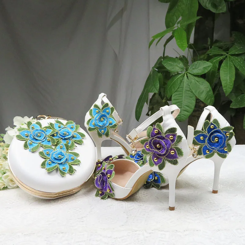 

Босоножки женские с цветочным принтом, свадебные туфли на высоком каблуке, заостренный носок, ремешок на щиколотке, комплект из туфель и сумки, лето