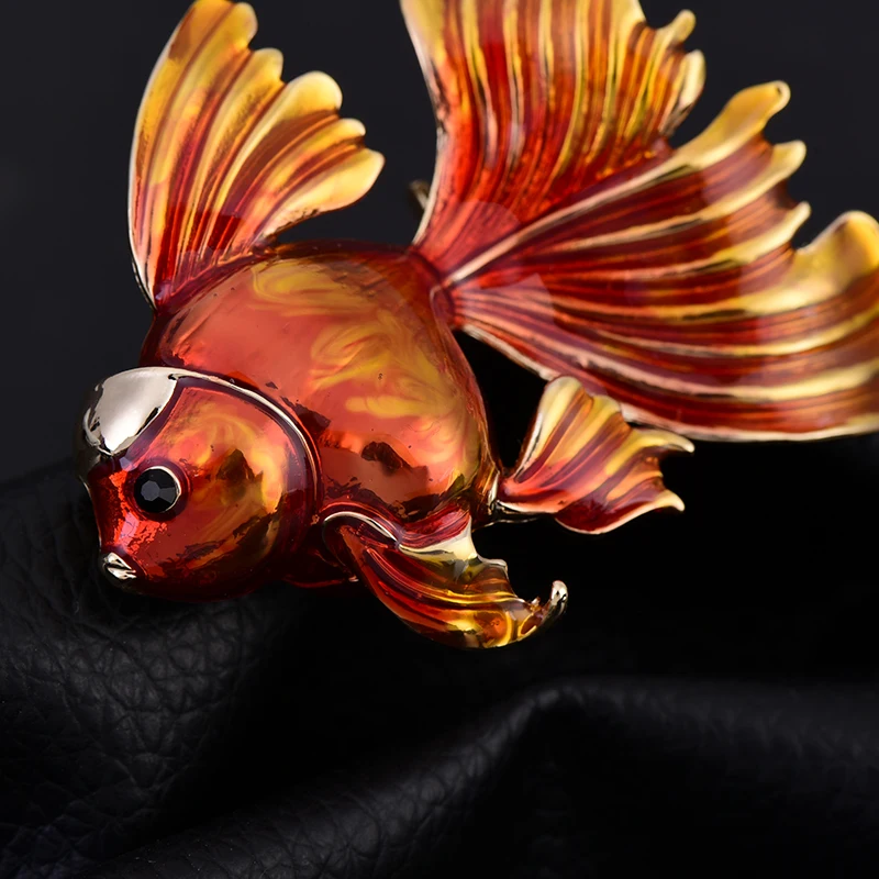 Fashion Gold FIsh Brooch Woman Men's Animal Red Fish Corsage Coat Pin Buckle Sweater Badge Brooches Accessories