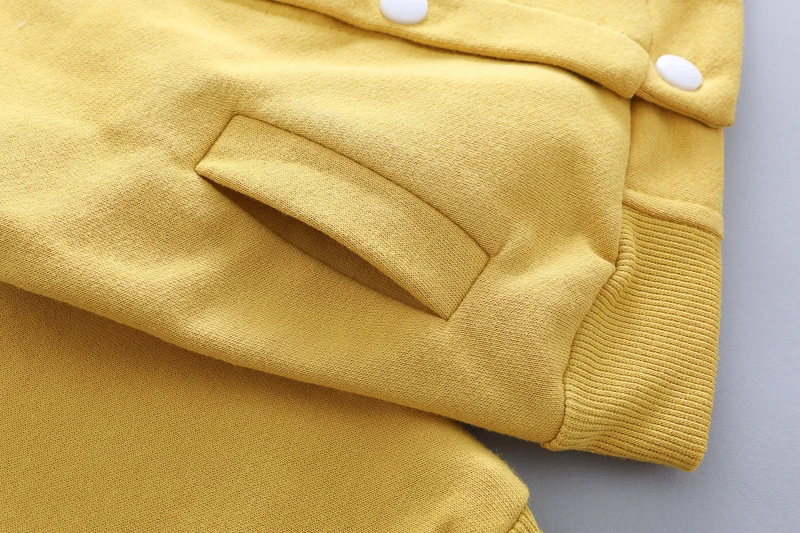 Высококачественная одежда для маленьких мальчиков и девочек весенне-осенний Повседневный Детский костюм для активного отдыха детская одежда комплект одежды: куртка+ футболка+ штаны