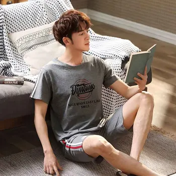

2020 Pajamas men summer letter Leisure Time Loose Cotton short Sleeve Trousers male Teenagers Routine Home Furnishing clothes