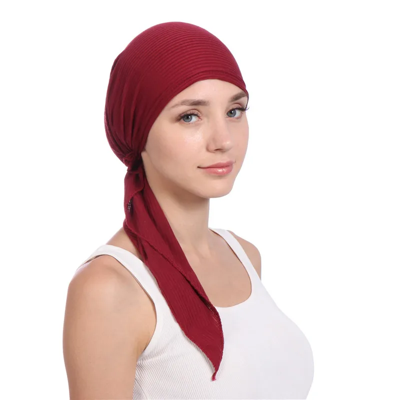Новая эластичная хлопковая однотонная цветная намотка головы шапки, шарфы мусульманский тюрбан капот для женщин внутренняя шапка под хиджаб Модные женские тюрбанты шапки