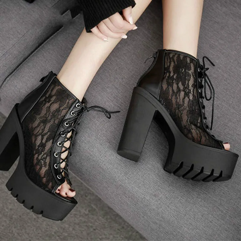 

2019 Black White Platform Square Heels European And American Style High Heels Lace Mouth High Heel Sandals