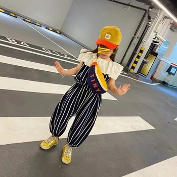 

Spot ZMHYAOKE-MF New Arrival Girls Clothes Fashion Blue and White Spaced Vertical Ruffle Set Top&Pants Boutique Kids Clothing